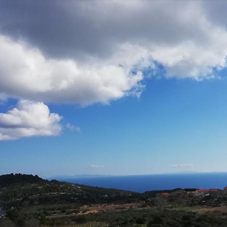 Komiža Holiday Home Burba מראה חיצוני תמונה