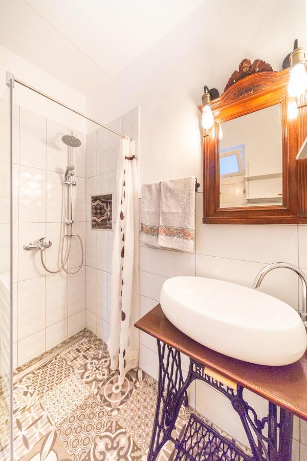 Komiža Holiday Home Burba מראה חיצוני תמונה