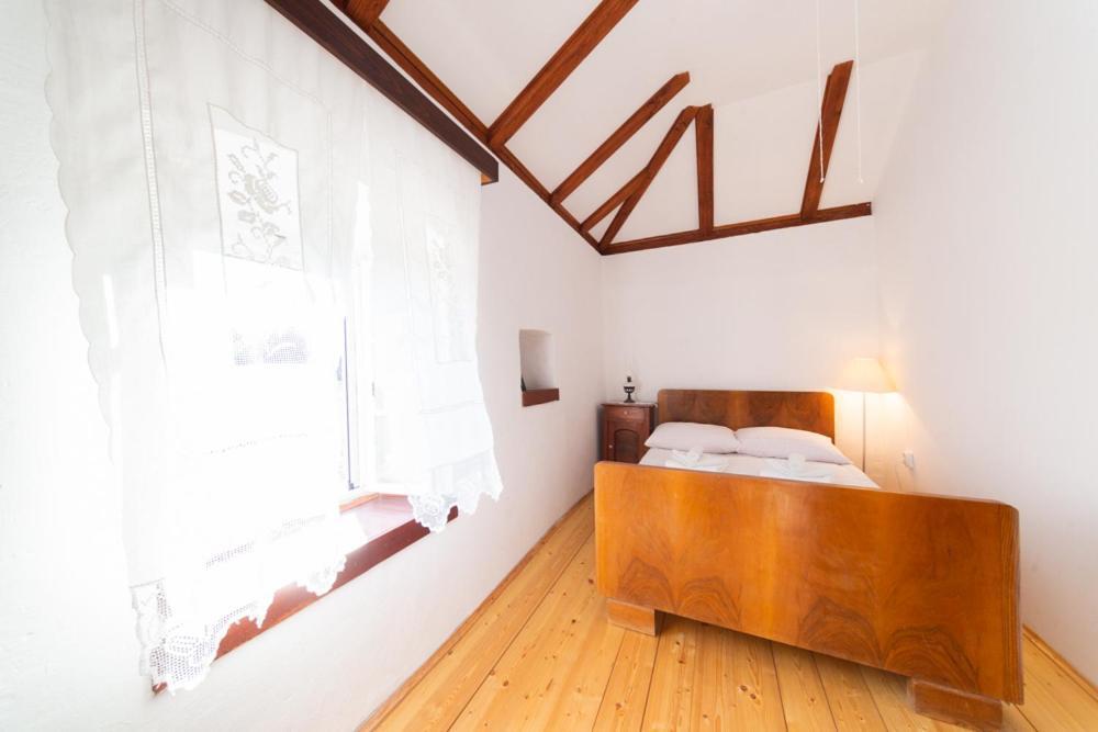 Komiža Holiday Home Burba מראה חיצוני תמונה