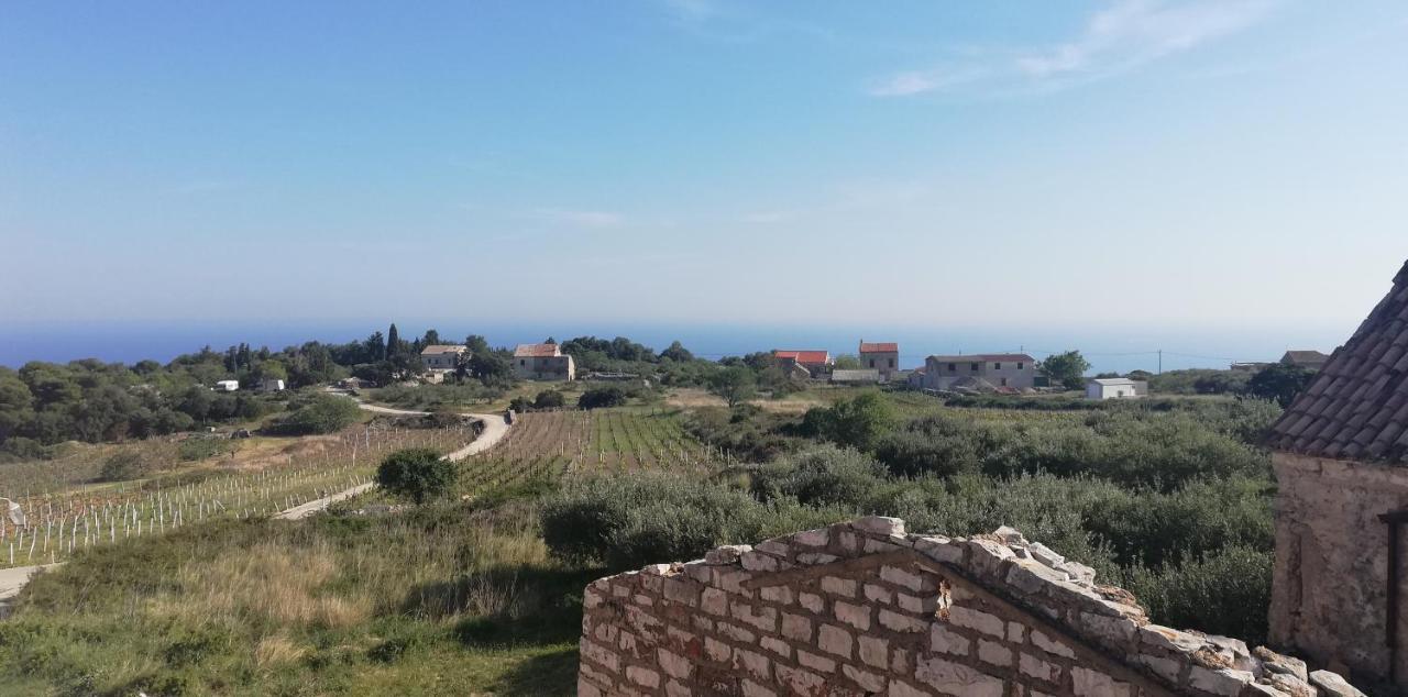 Komiža Holiday Home Burba מראה חיצוני תמונה